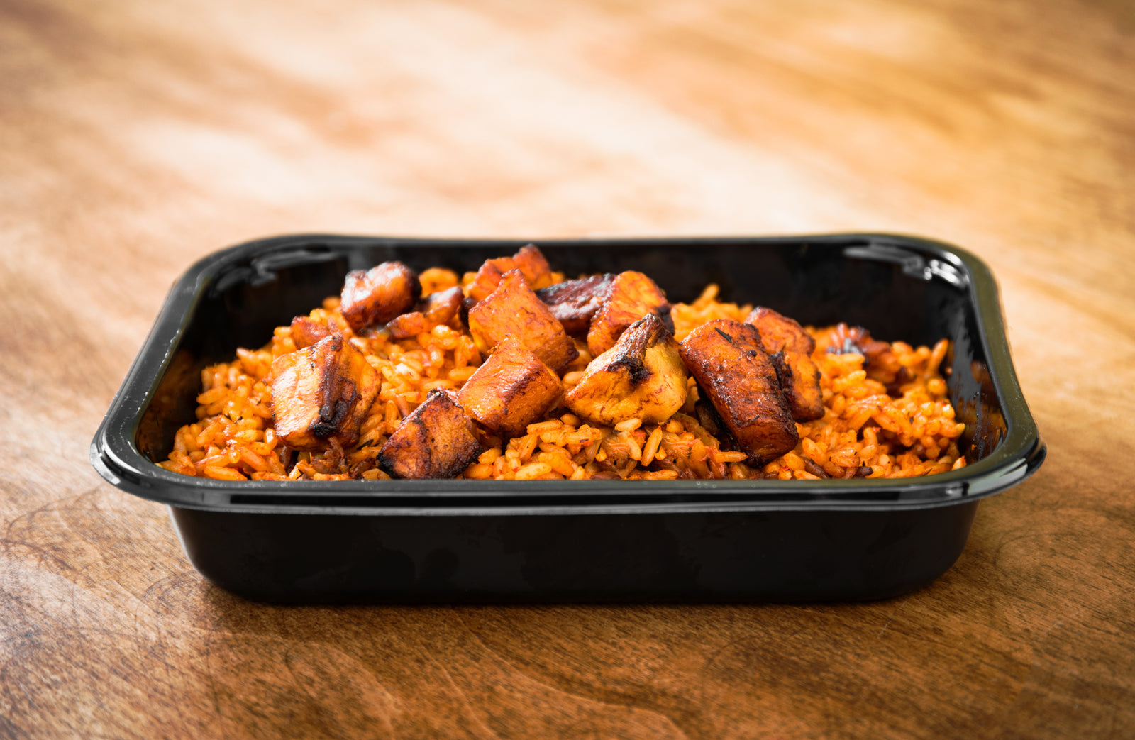 Smoky Party Jollof rice with fried ripe plantains 2